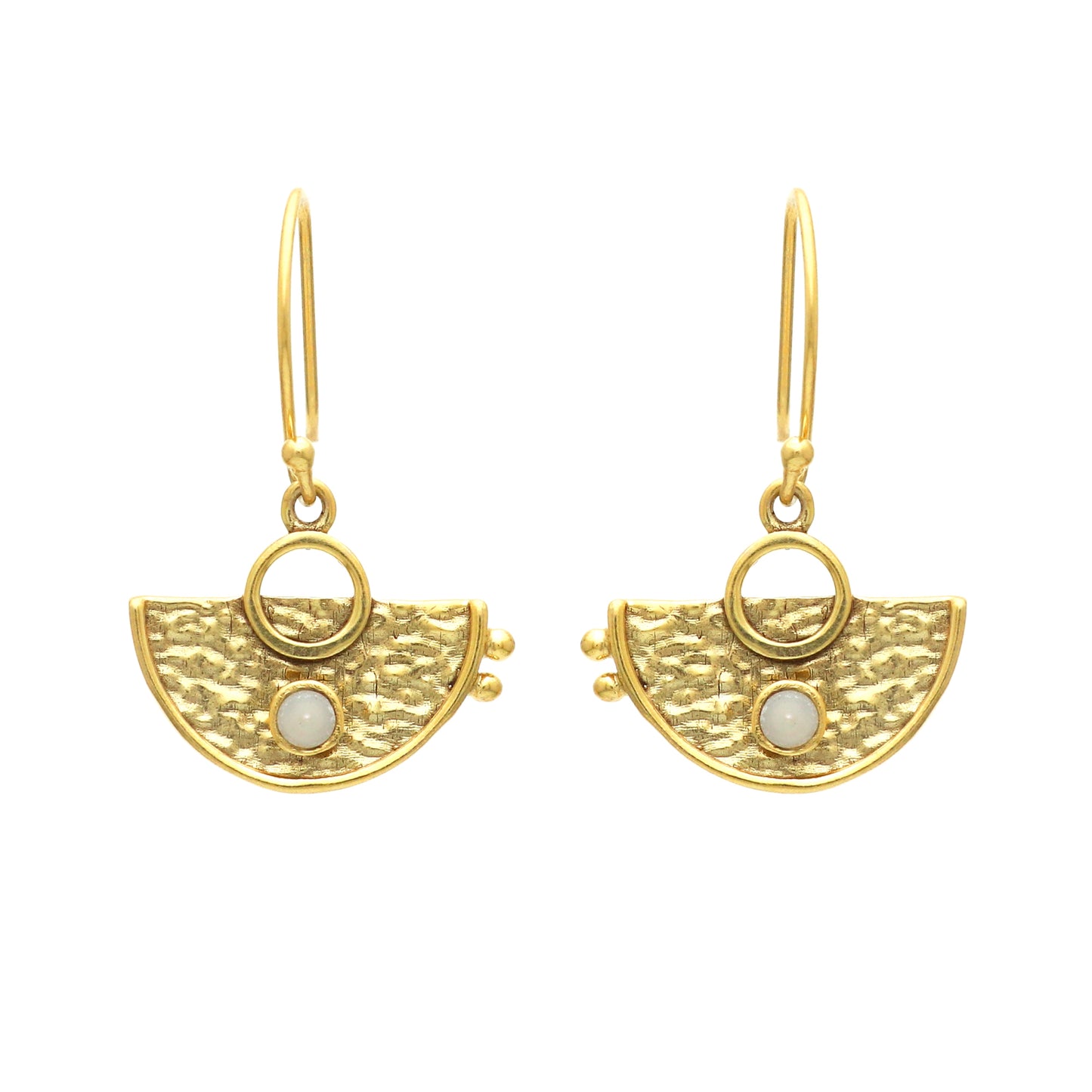 Gold plated 925 sterling silver textured earrings with pearl gemstone