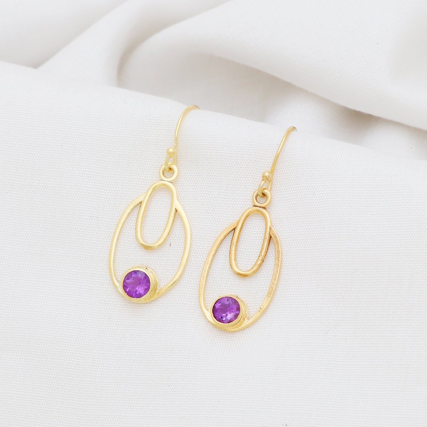 Gold plated 925 sterling silver earrings with amethyst gemstone