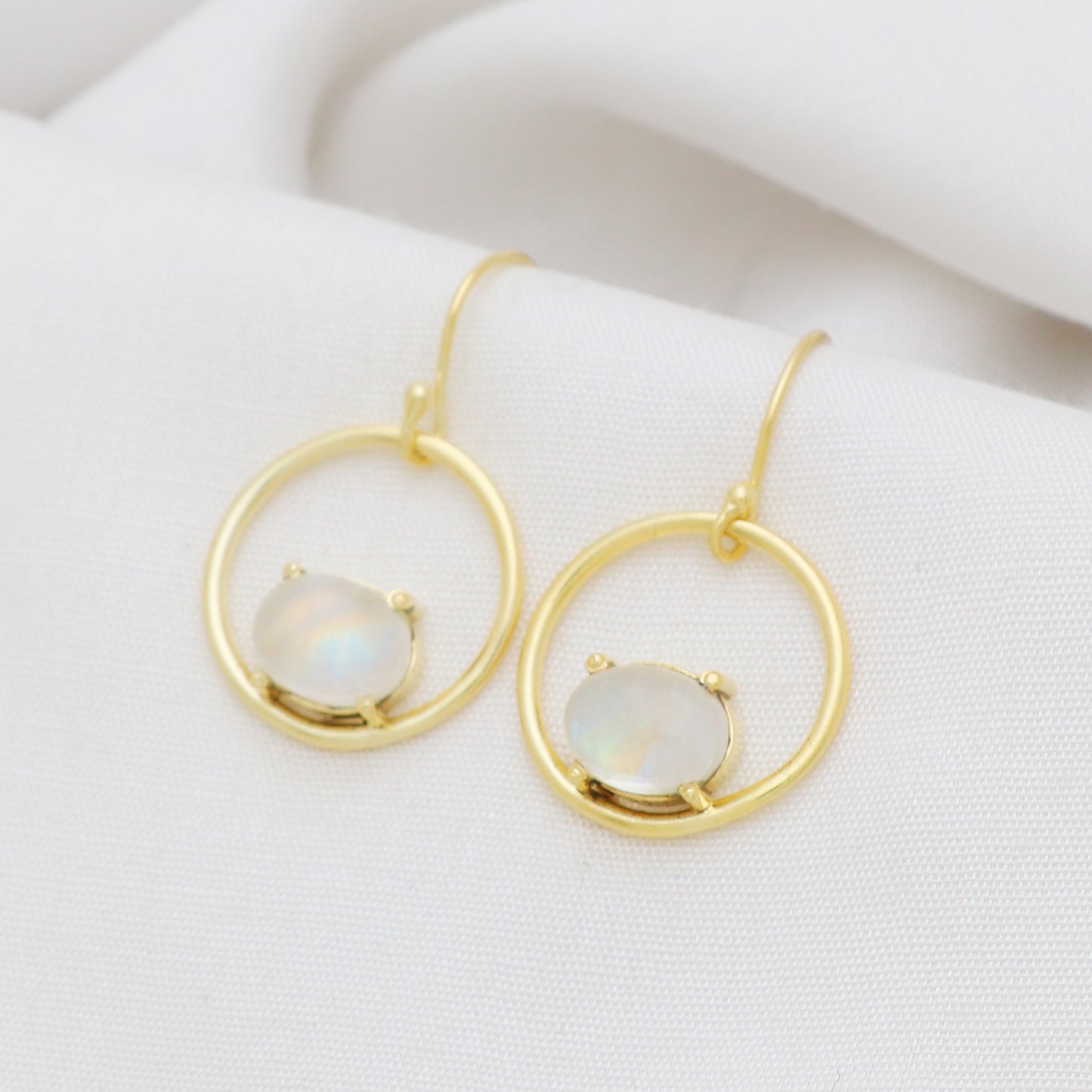 Rainbow moonstone gemstone earring in gold plated 925 sterling silver