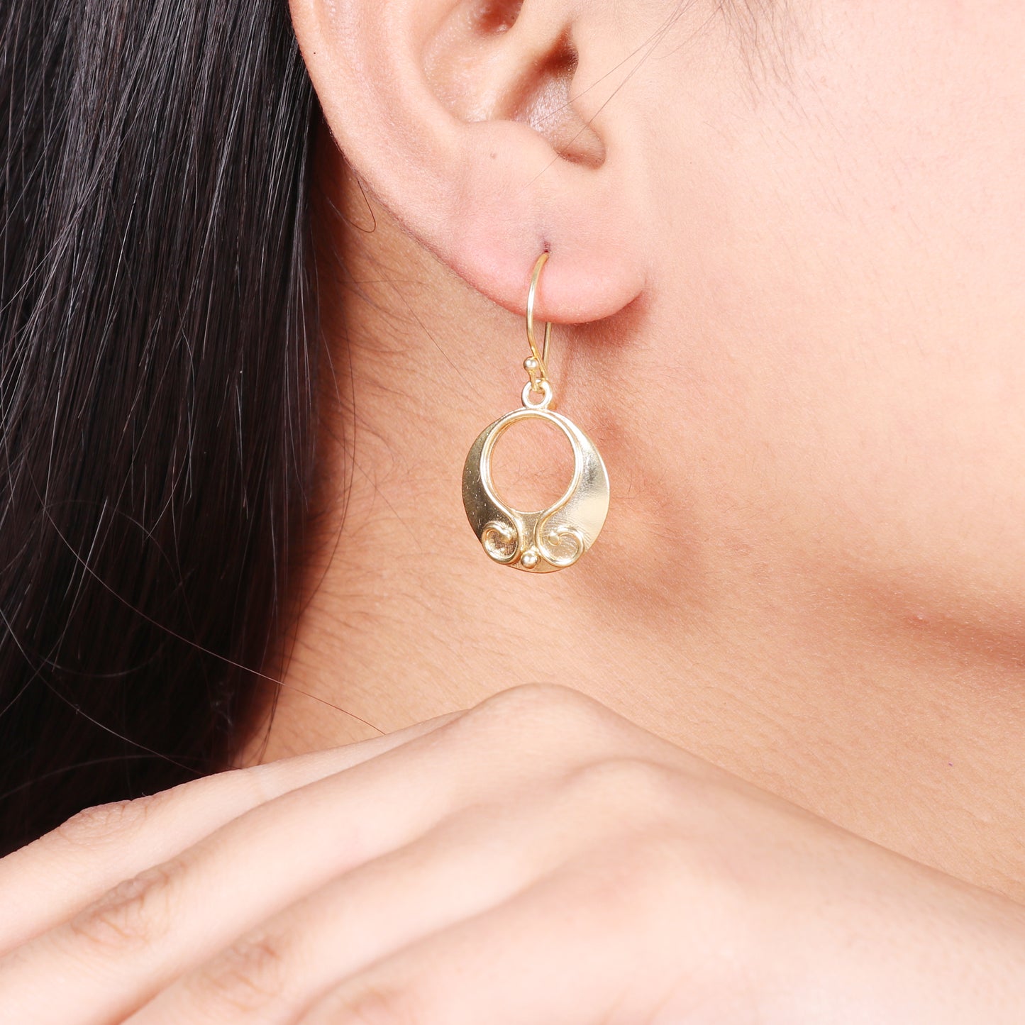 Plain earring in gold plated 925 sterling silver
