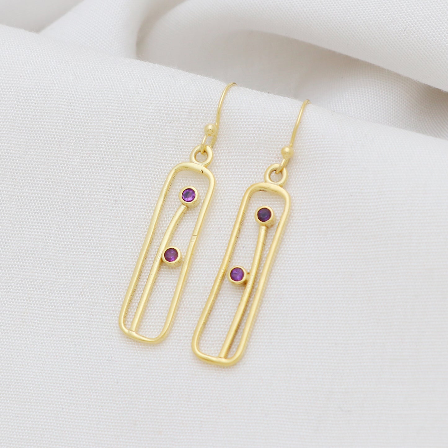 Amethyst gemstone earring in gold plated 925 sterling silver