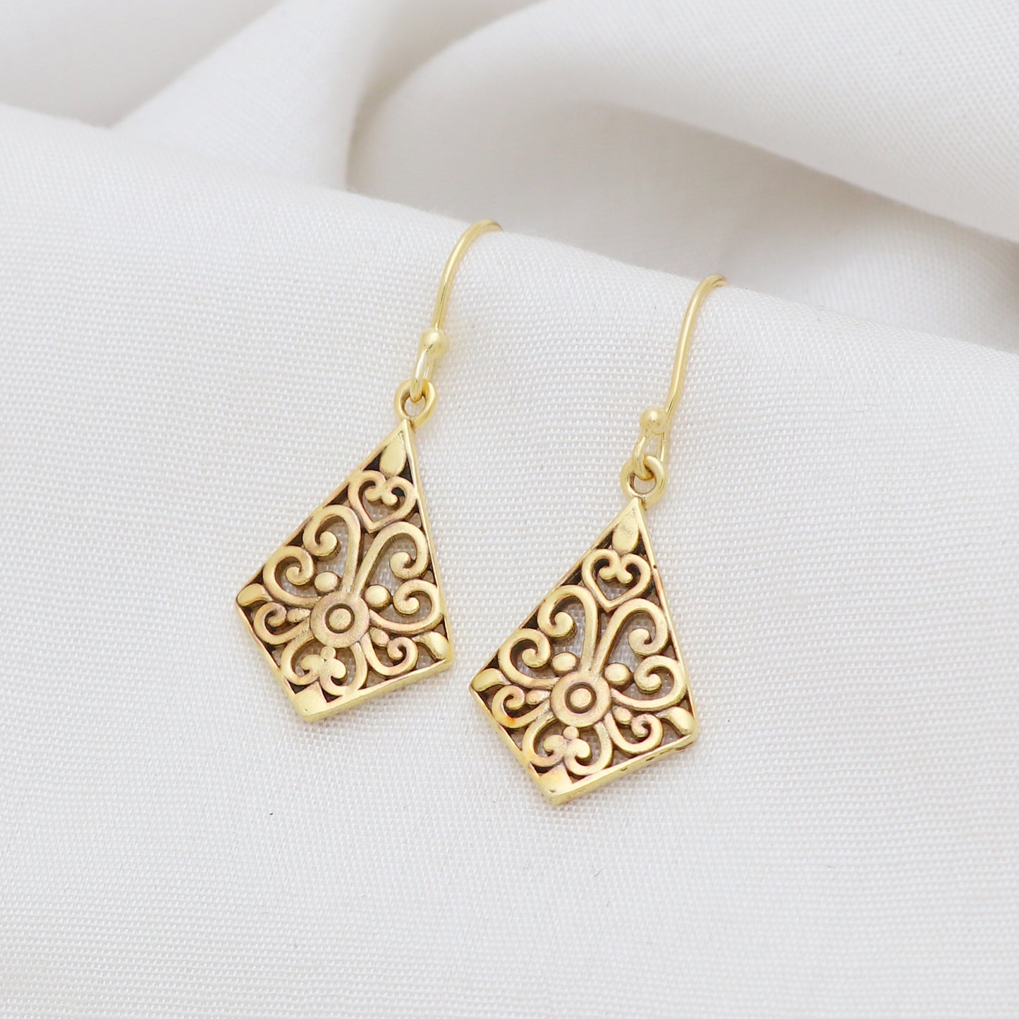 Filigree gold plated 925 sterling silver earrings
