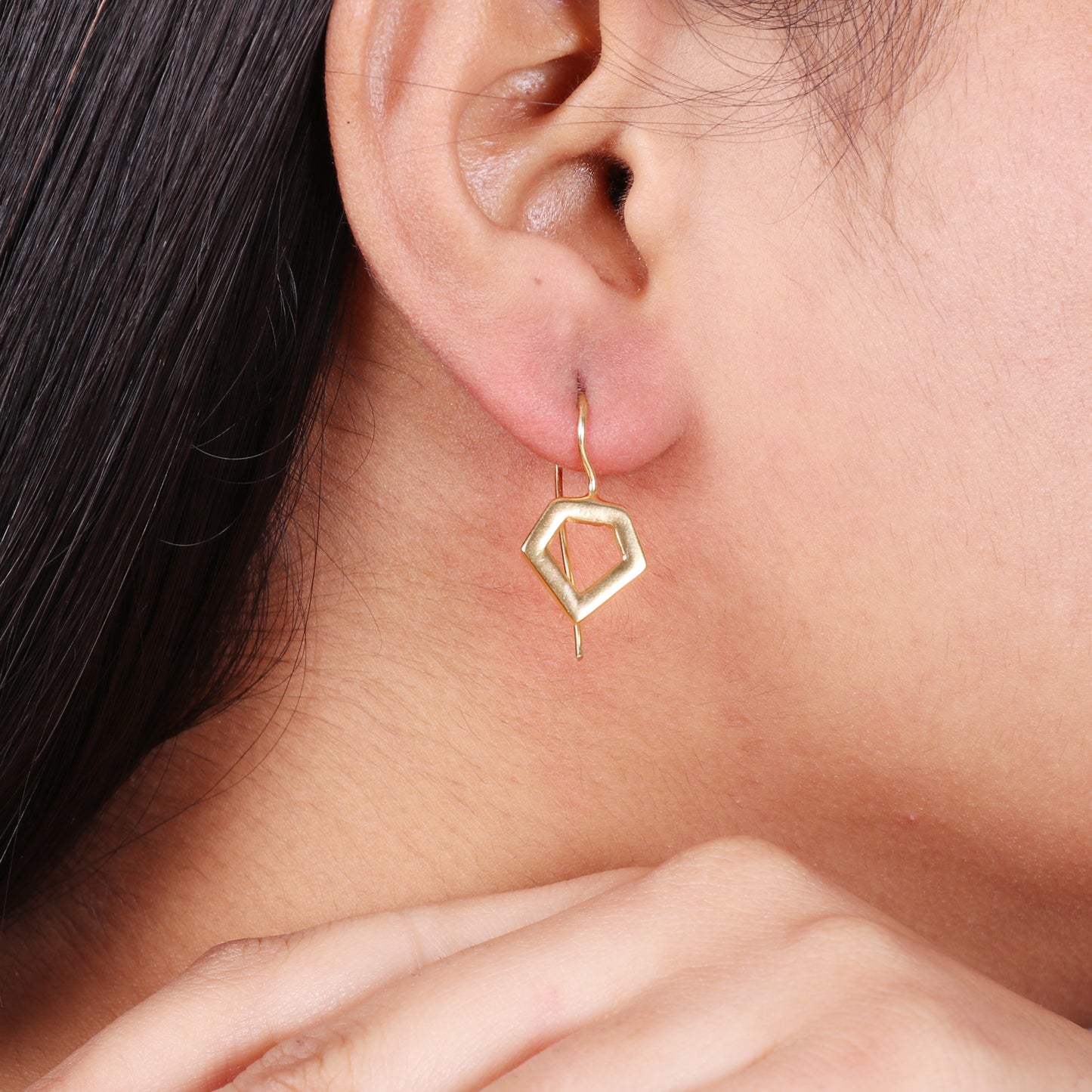 Plain earring in gold plated 925 sterling silver