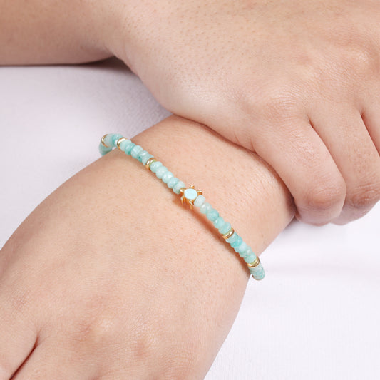 Amazonite turtle charm stretch bracelet with blue enamel and in gold plated 925 sterling silver