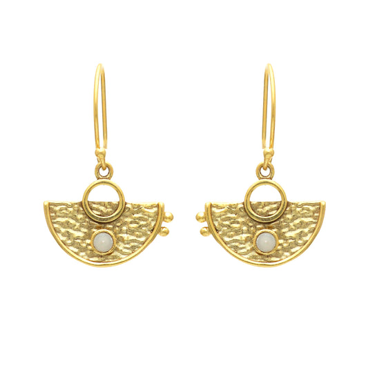 Gold plated 925 sterling silver textured earrings with pearl gemstone