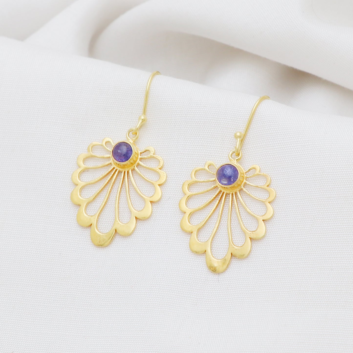 Tanzanite earring in gold plated 925 sterling silver