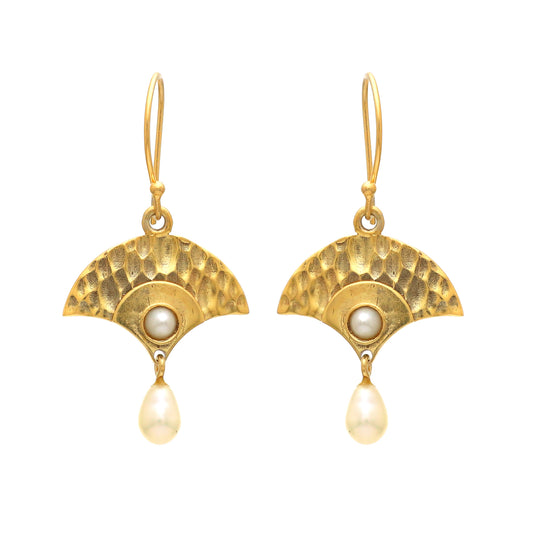 Hammered textured earrings with pearl gemstone in gold plated 925 sterling silver