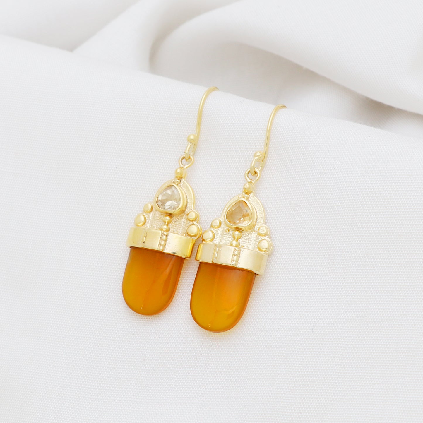 Citrine and chalcedony earring in gold plated 925 sterling silver