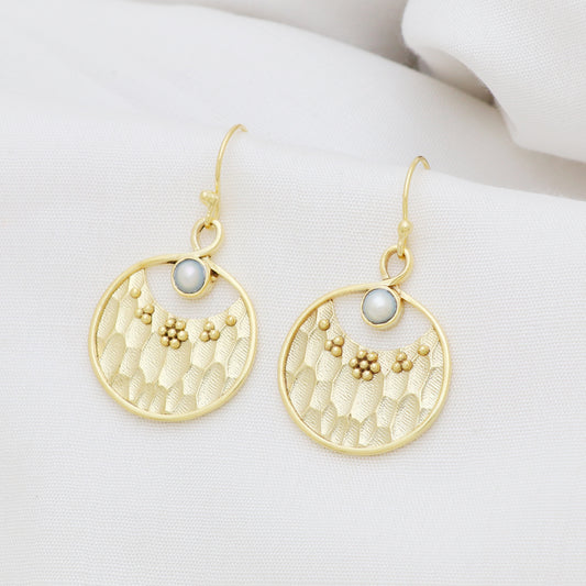 Hammered texture gold plated 925 sterling silver earrings with pearl gemstone