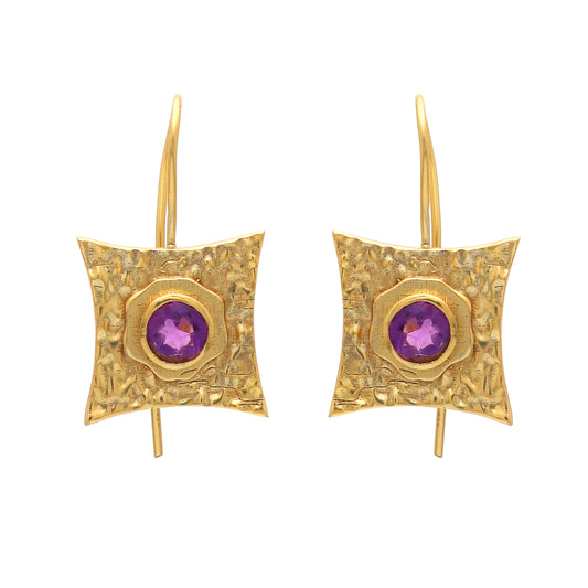 Textured earring with amethyst gemstone in gold plated 925 sterling silver