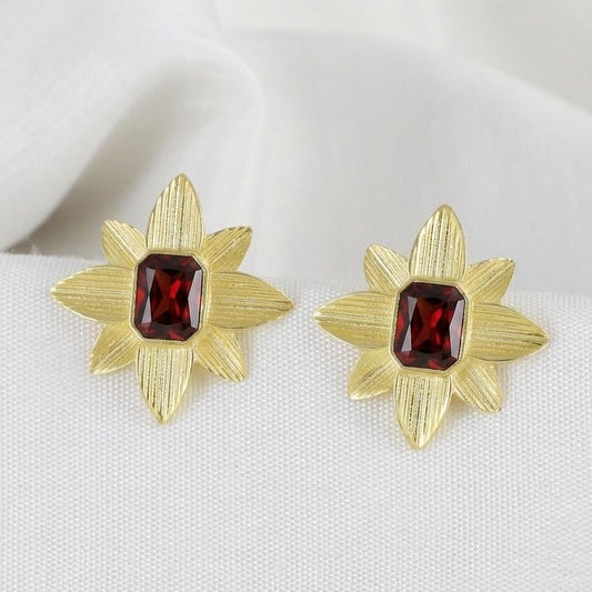 Garnet Flower Gold Plated Brass Stud Earrings, Everyday Wear (21mm)